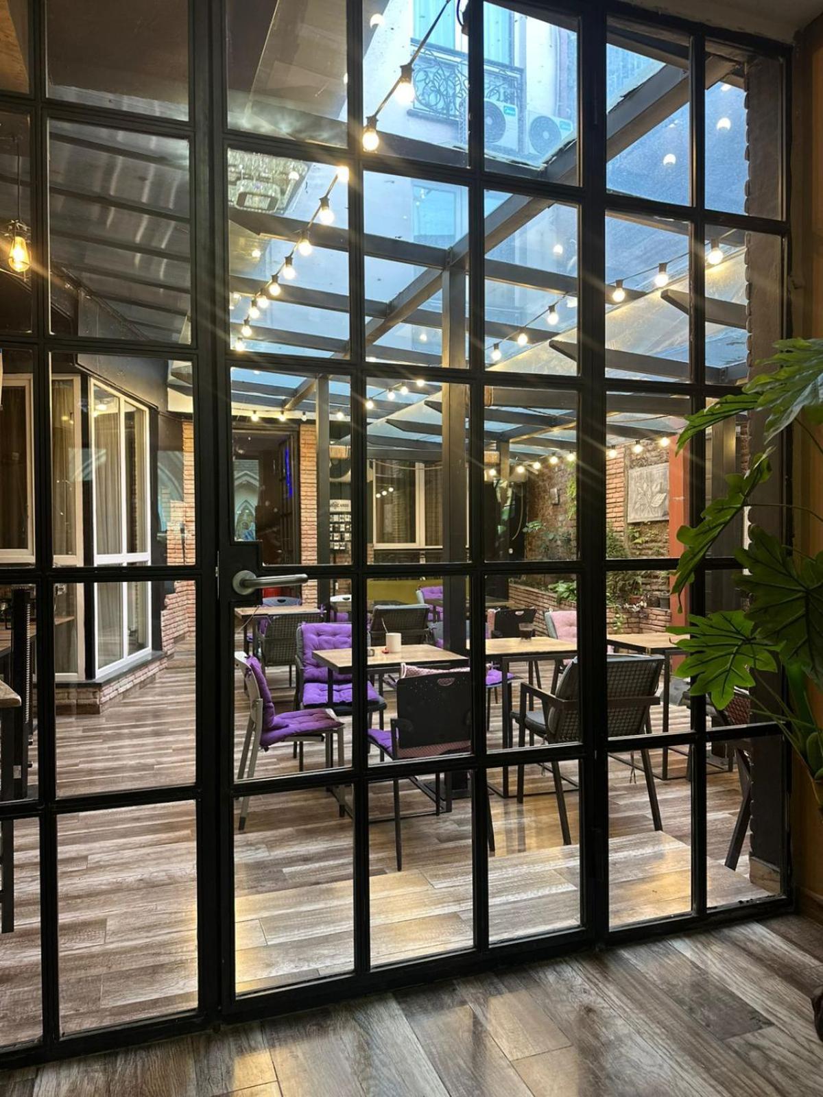 Diuma Hotel 第比利斯 外观 照片
