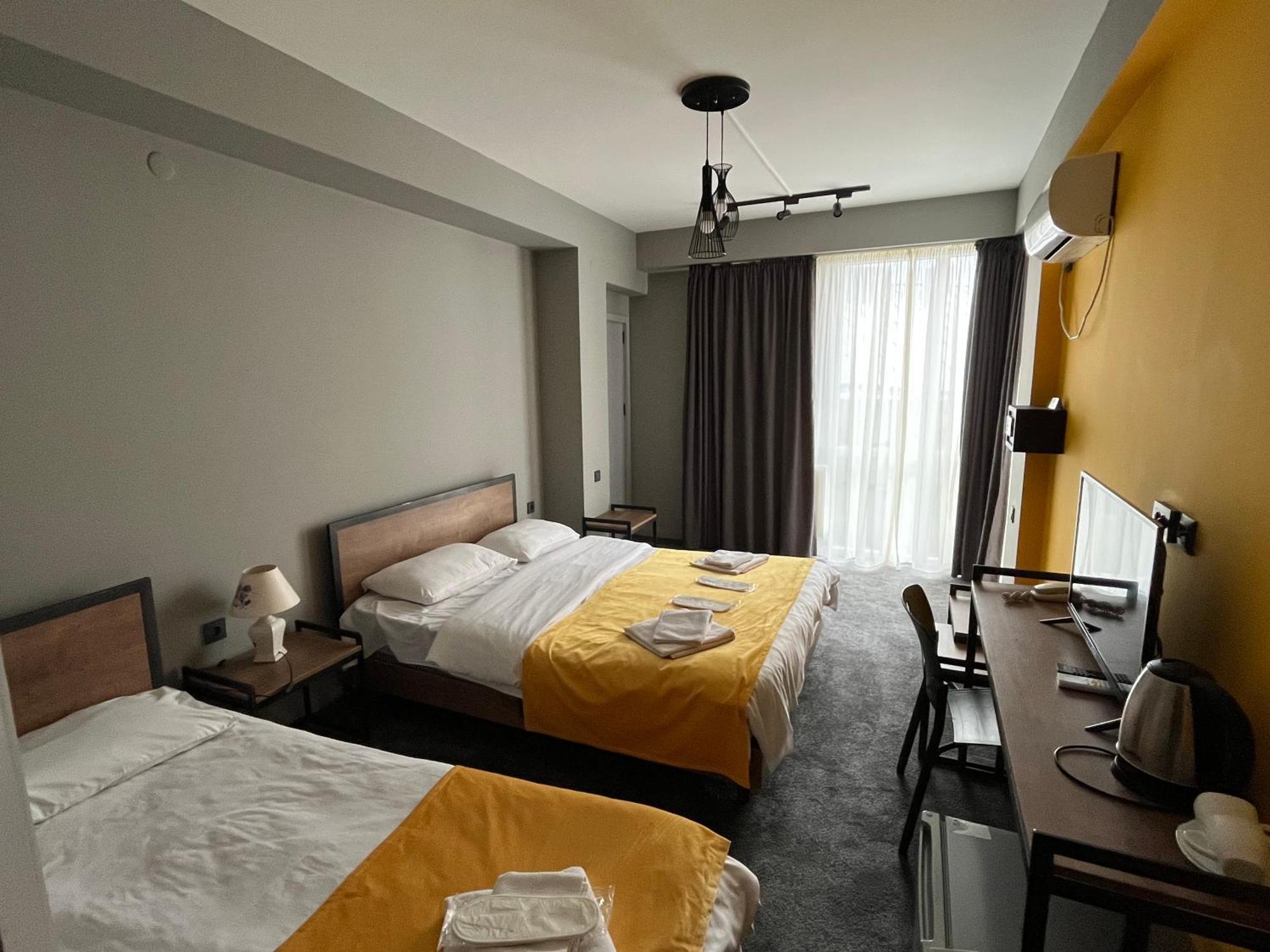 Diuma Hotel 第比利斯 外观 照片