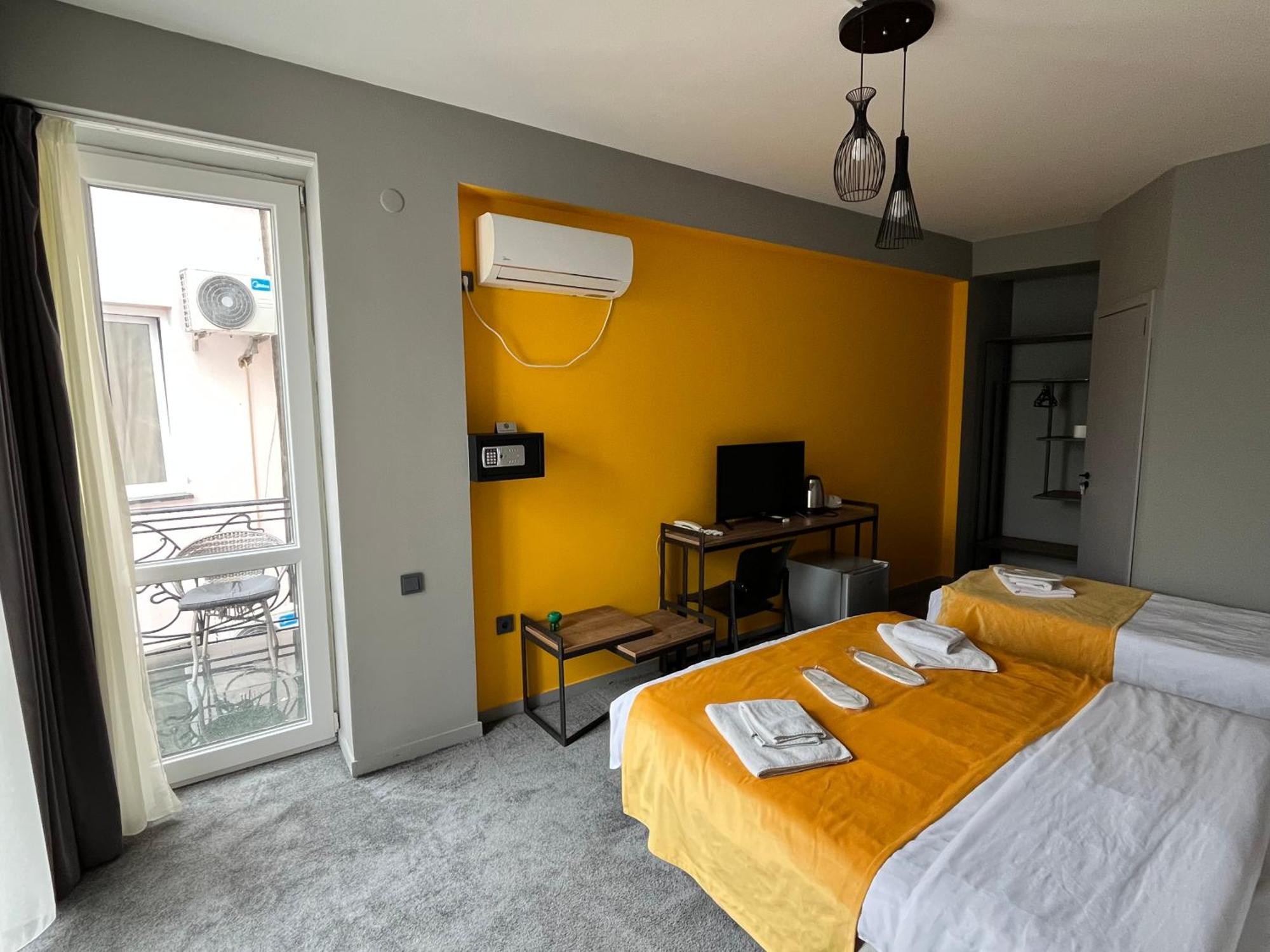 Diuma Hotel 第比利斯 外观 照片