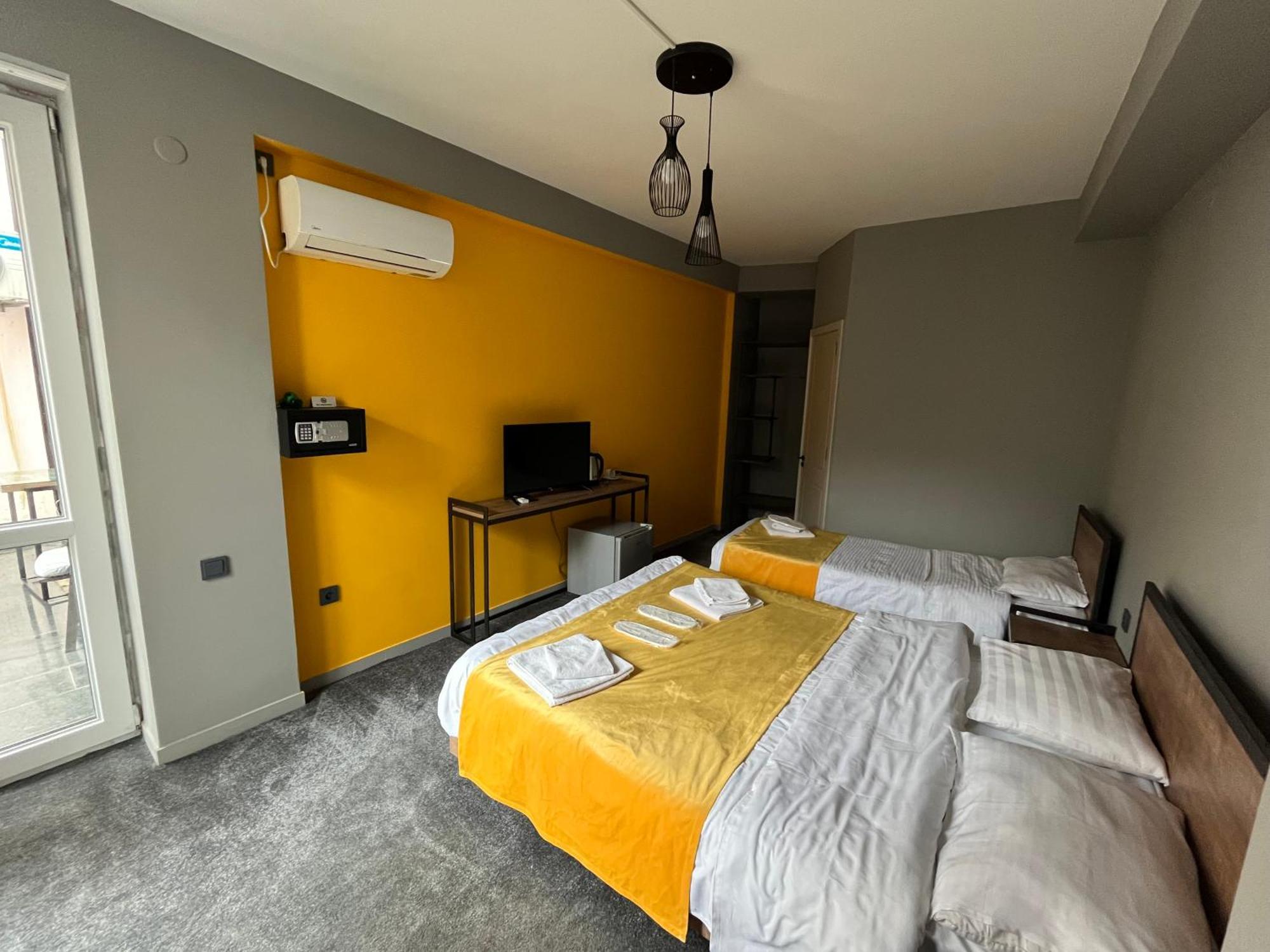 Diuma Hotel 第比利斯 外观 照片