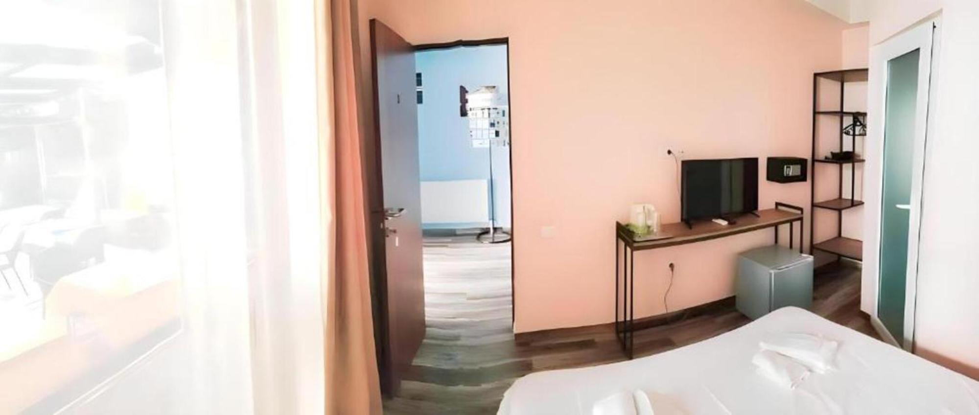 Diuma Hotel 第比利斯 外观 照片
