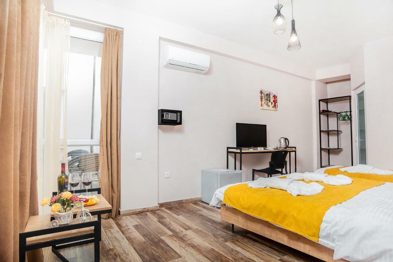 Diuma Hotel 第比利斯 外观 照片